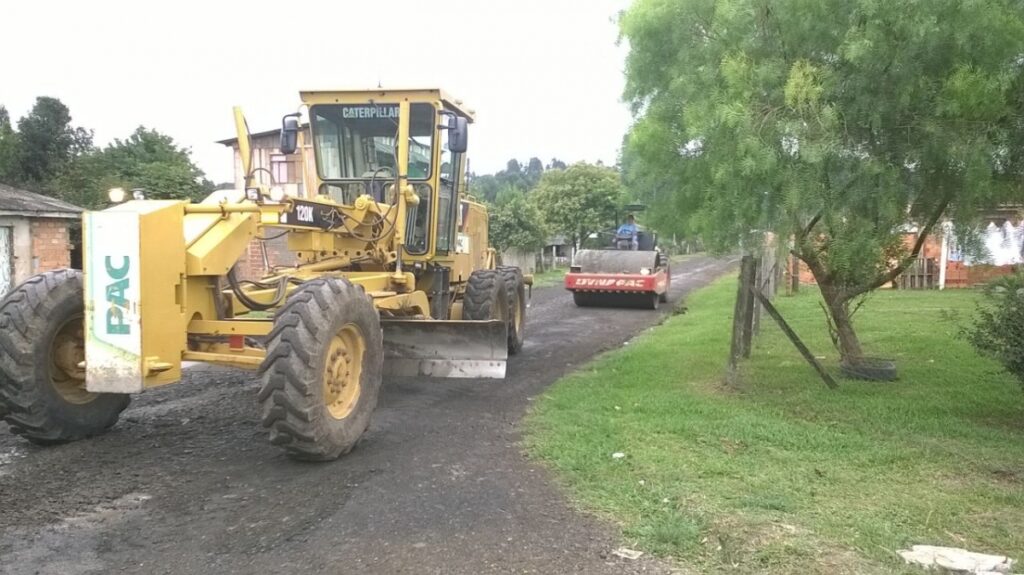 Iniciada a recuperação e limpeza de ruas no distrito de São Cristóvão