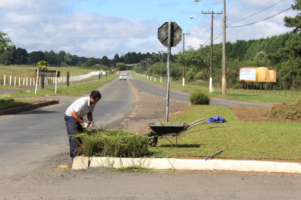 Projeto “Cidade Limpa” está em andamento em Três Barras