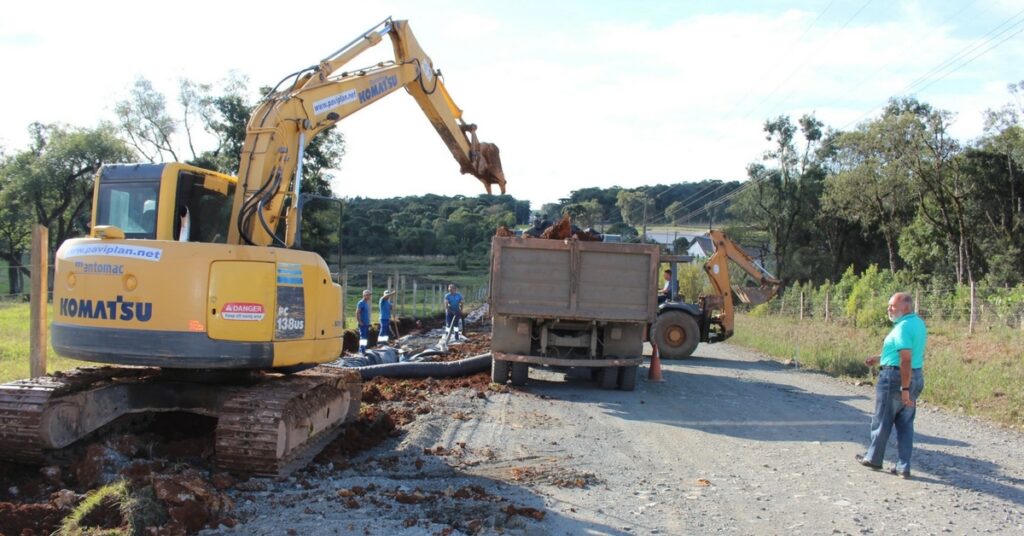 Estrada Transfalcônica tem obras de asfaltamento retomadas em Três Barras