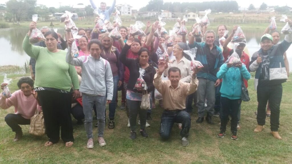 Pacientes e funcionários do Caps participam de confraternização