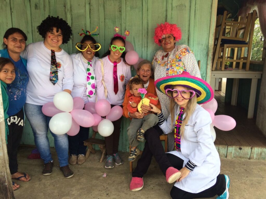 Ação leva alegria a reconhecimento a mães idosas e acamadas em Três Barras