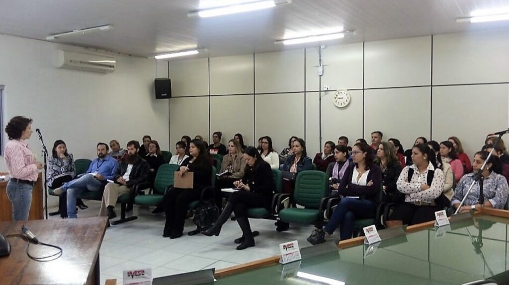 Rede de Atendimento à Criança e Adolescente discute práticas para este ano