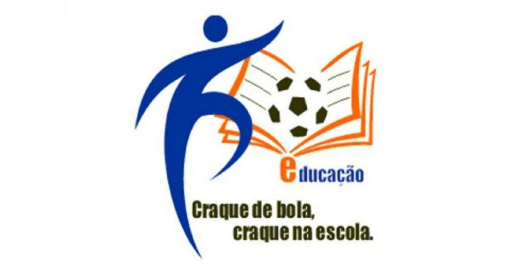 Escolinha de futebol vai priorizar a formação de craques na bola e na escola em Três Barras