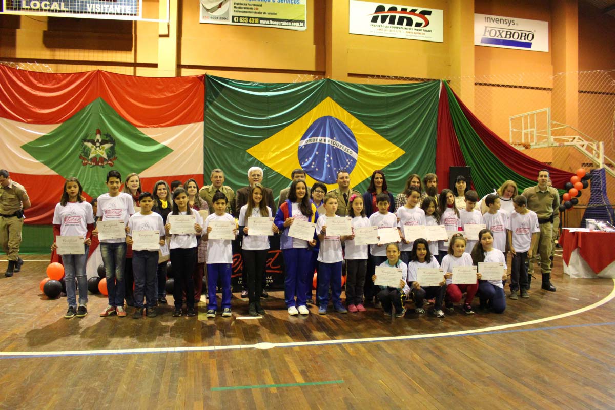 Proerd forma 340 estudantes das redes pública e particular de ensino de Três Barras