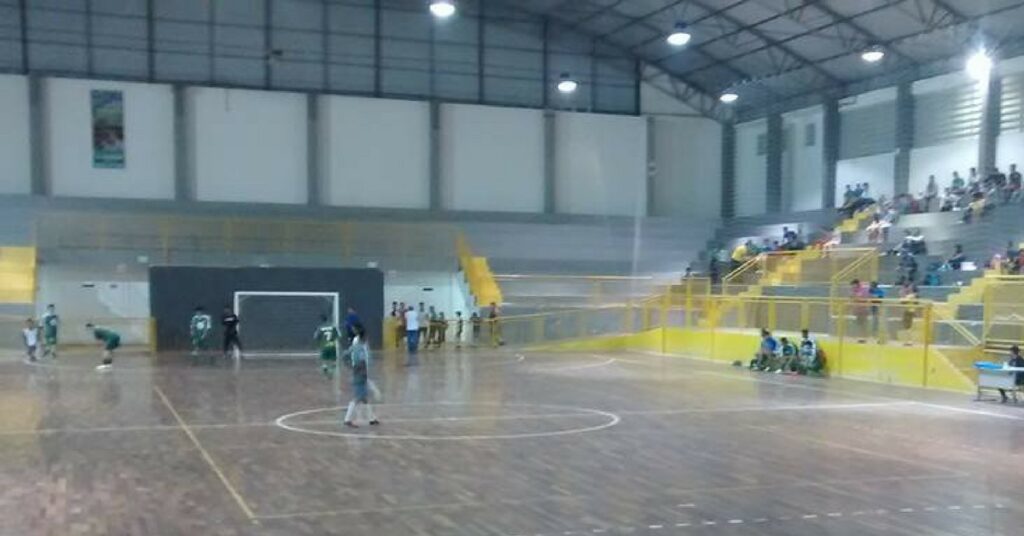 Primeira rodada do Municipal de Futsal tem 21 gols marcados