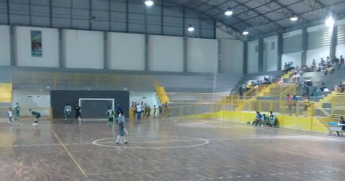 Primeira rodada do Municipal de Futsal tem 21 gols marcados