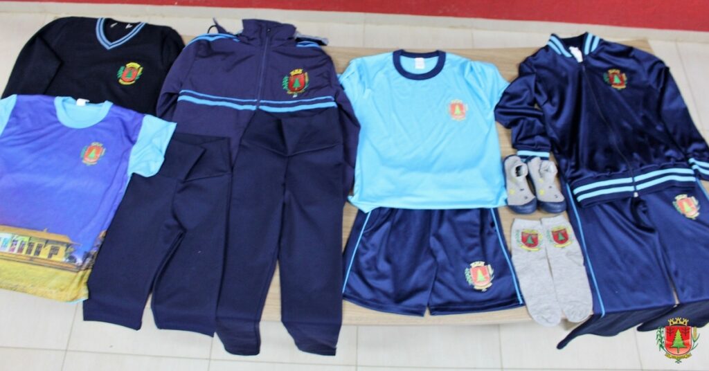 Alunos da rede municipal de ensino terão novos uniformes