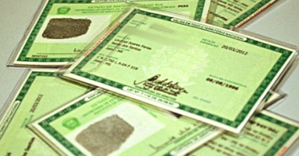 Documentos de identidade expedidos em 2016 estão disponíveis para retirada