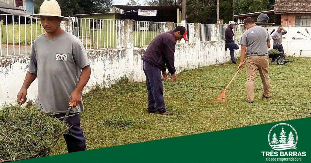 Equipe da Intendência realiza limpeza pública e melhorias no São Cristóvão