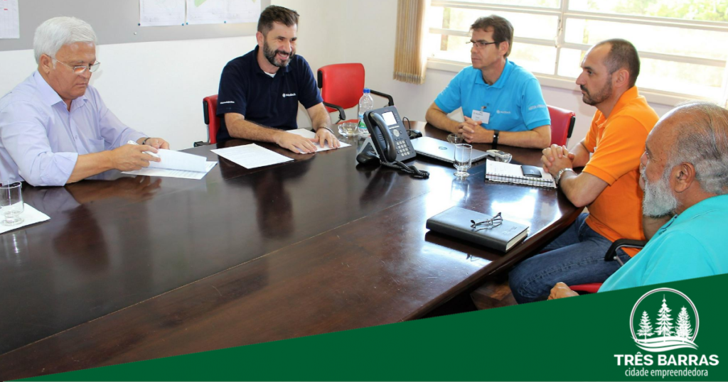 Município e WestRock firmam convênio para extração de cascalho