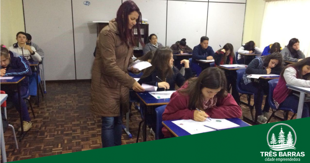 771 estudantes de escolas municipais participam da primeira fase da OBMEP