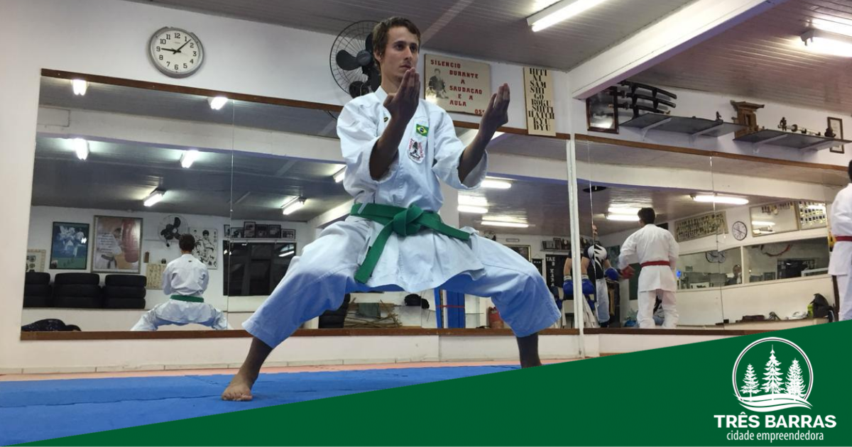 Karateca tresbarrense é convocado para integrar seleção catarinense no Campeonato Brasileiro