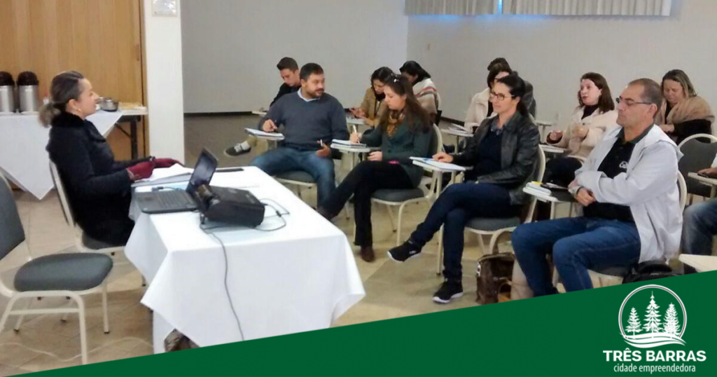 Gestora de Cultura de Três Barras participa do Conselho dos Gestores Municipais de Cultura de SC