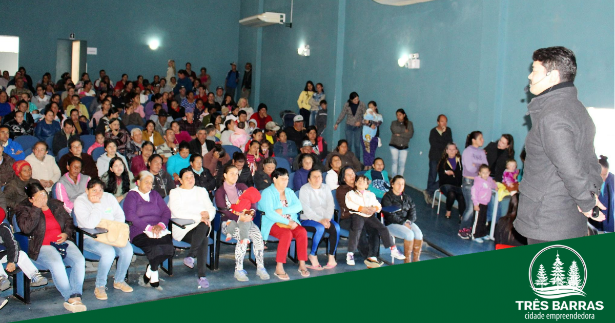 Mais de 400 pessoas acompanham palestras promovidas pela Rede