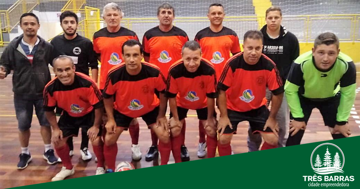 Futsal em Três Barras: 13 gols marcados pela rodada inicial das categorias Máster e Feminino