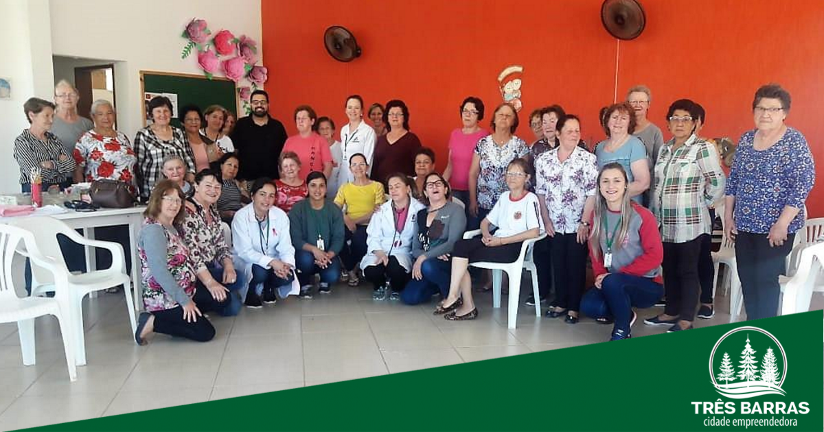 Palestras e orientações sobre saúde marcam ações promovidas junto a Melhor Idade e Clube de Mães
