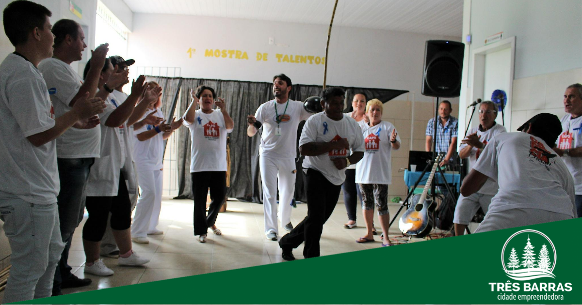 Exposição e apresentações culturais marcam 1ª Mostra de Talentos do Caps Viva Bem