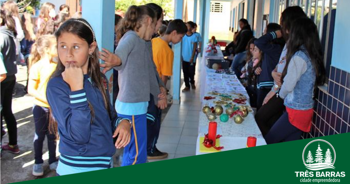 Feira do JEPP movimenta escola municipal Francisco Rocha