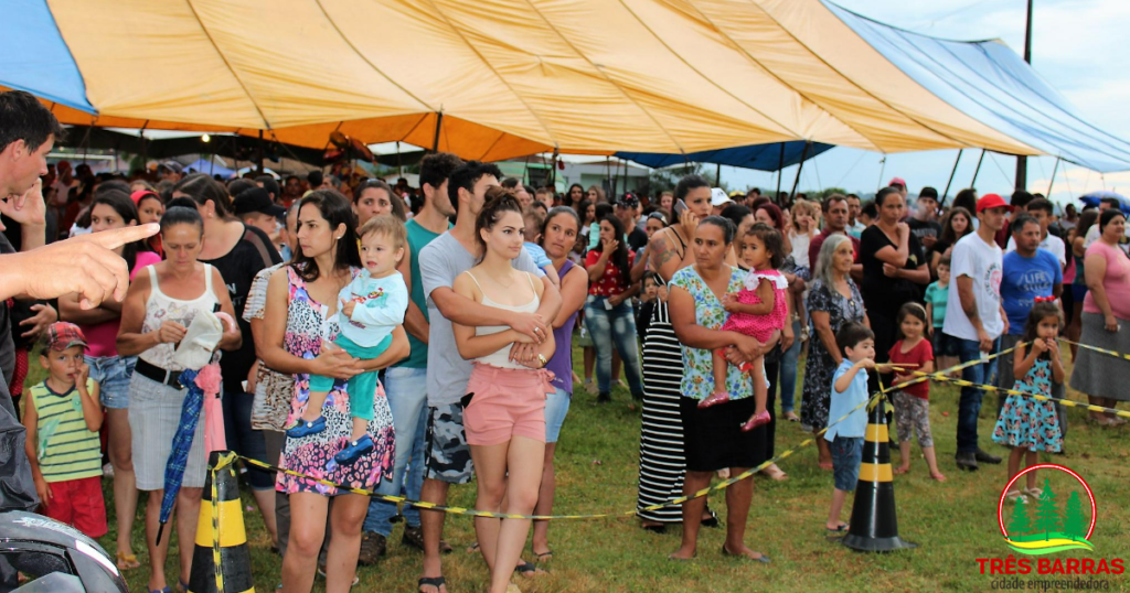 Mais de 3,5 mil pessoas comparecem ao encerramento do Natal Luz no São Cristóvão