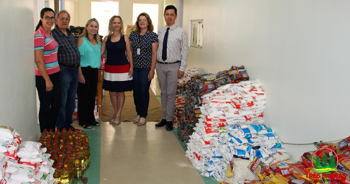 Prefeitura faz a entrega de 3.547 unidades de alimentos arrecadadas durante a Expo Três Barras