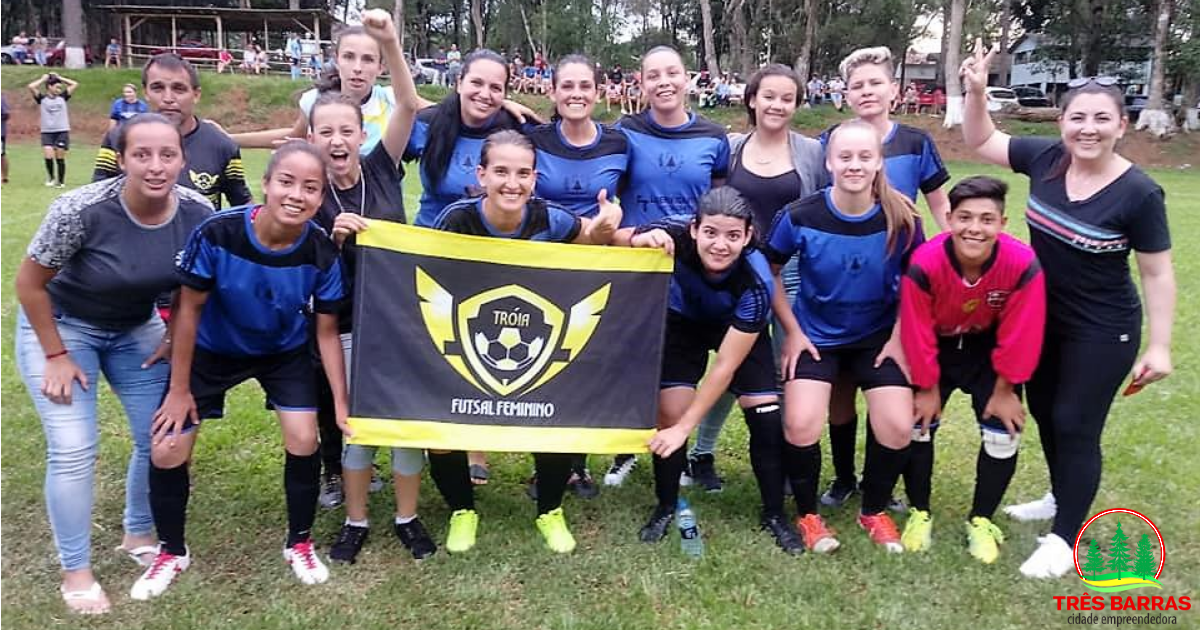 Meninas do Troia são destaques em competições intermunicipais de Futebol Suíço