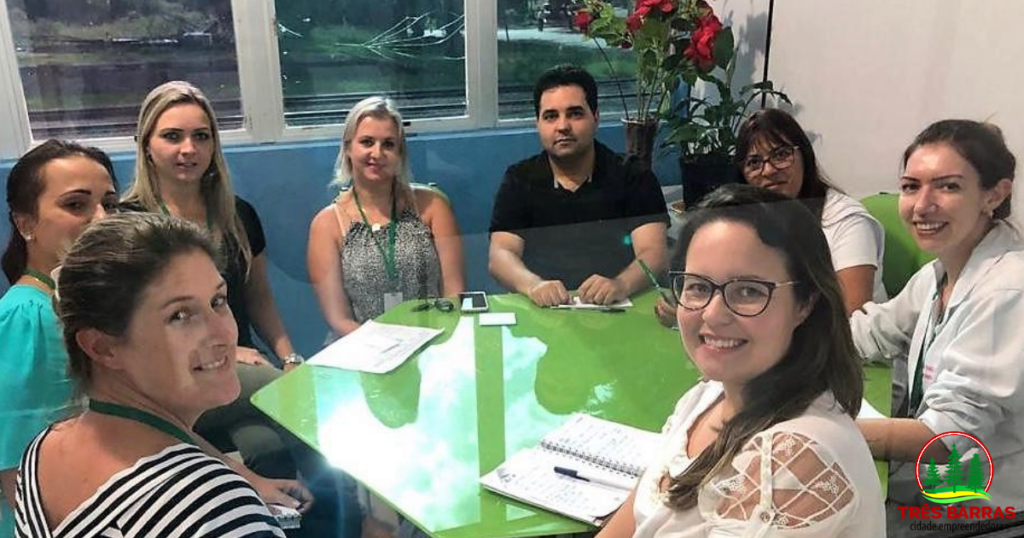 Equipe multidisciplinar do NEPSH define por realizar capacitações com os profissionais de saúde