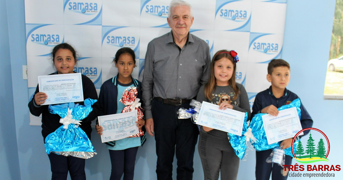 Estudantes são premiados por desenhos vencedores no 2° Concurso do Dia Mundial da Água