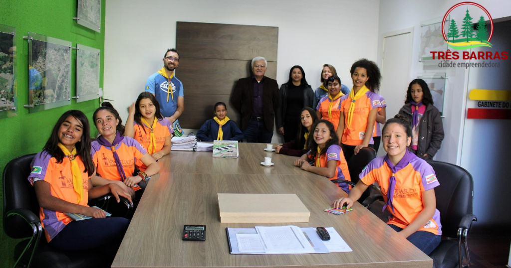 Shimoguiri recebe visita de integrantes do Clube dos Desbravadores Vanguarda