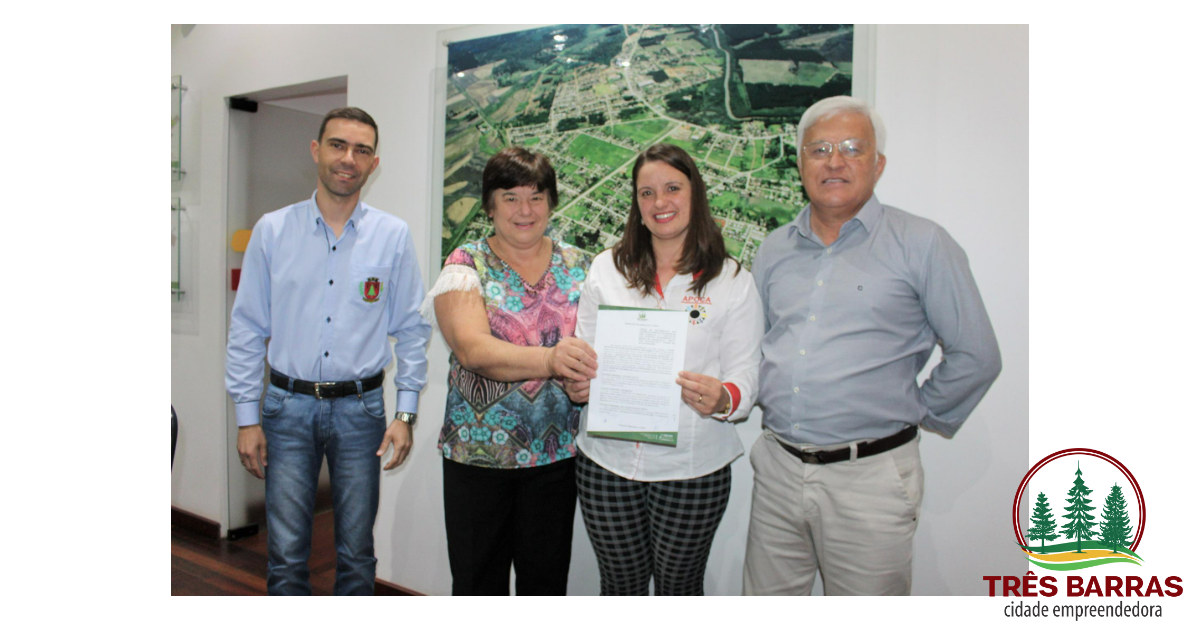 Prefeitura de Três Barras garante o repasse de R$ 20 mil à Apoca por meio de termo de colaboração