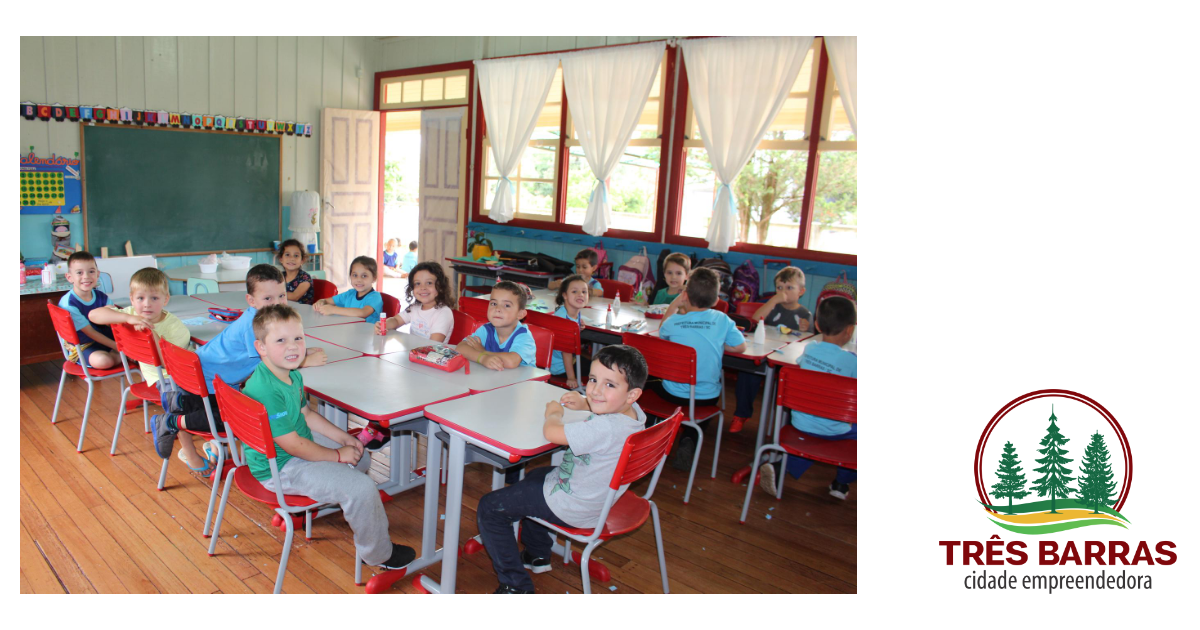 Rematrículas seguem até 14 de novembro em Três Barras; Matrículas de novos alunos iniciam no dia 18