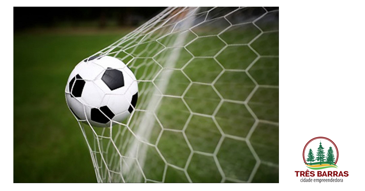 Domingo terá bola rolando por duas competições locais de futebol