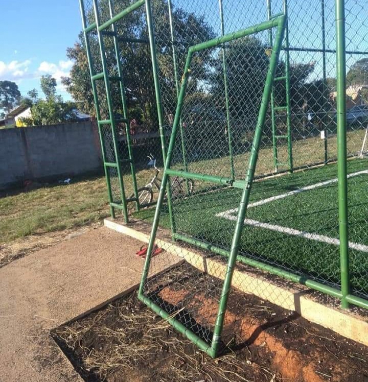 COMPLEXO ESPORTIVO DO DISTRITO DE SÃO CRISTÓVÃO É ALVO DE VANDALISMO