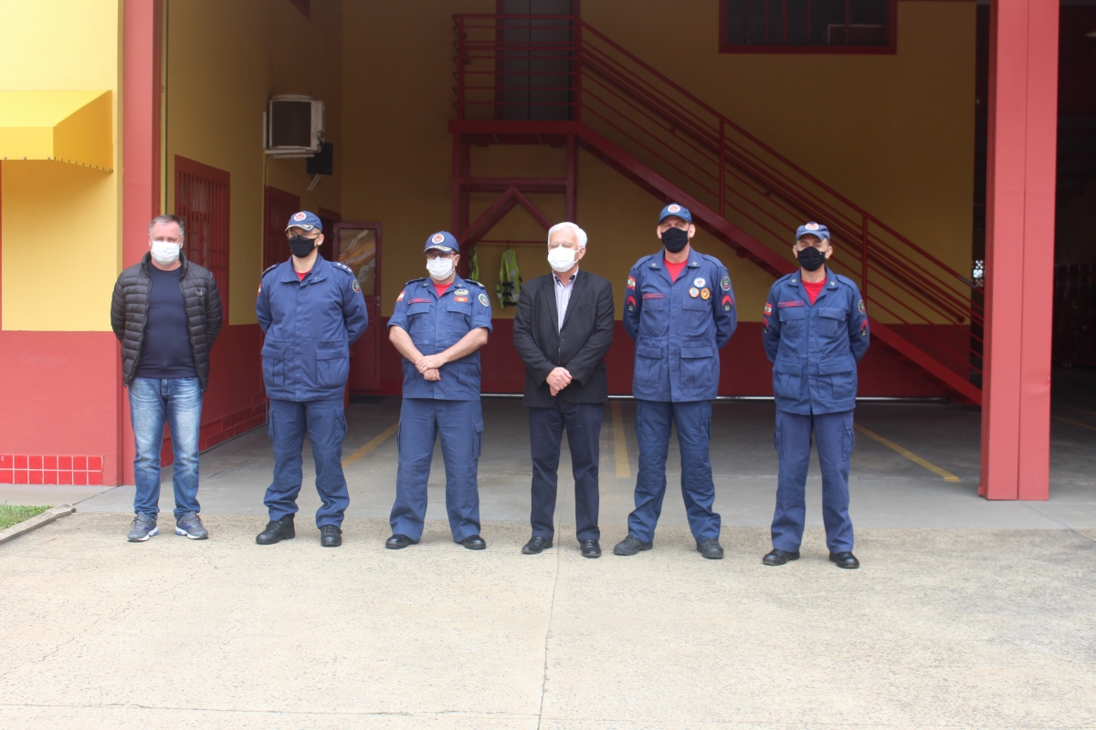 GRUPO DE BOMBEIRO MILITAR DE TRÊS BARRAS RECEBE VISITA DO COMANDANTE GERAL DO ESTADO, CORONEL CHARLES ALEXANDRE VIEIRA