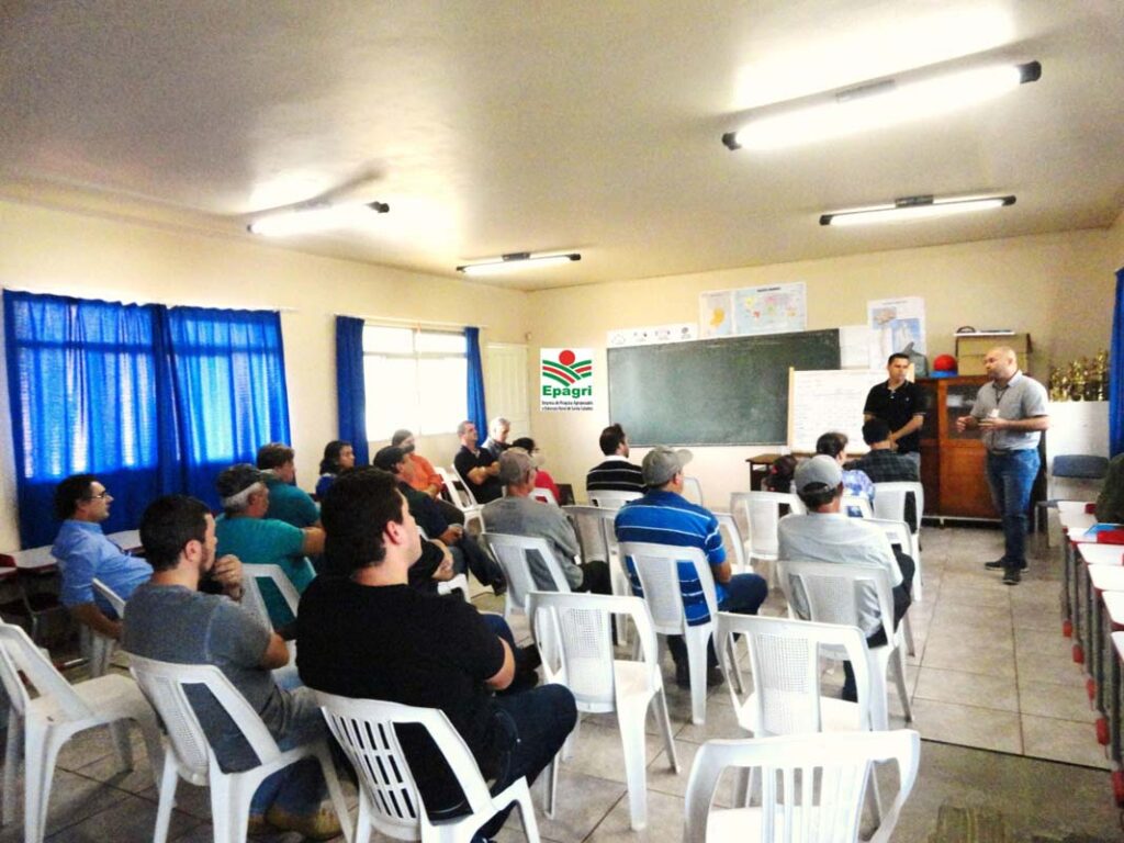 Prefeitura e Epagri fecham parceria para o fortalecimento da piscicultura em Três Barras