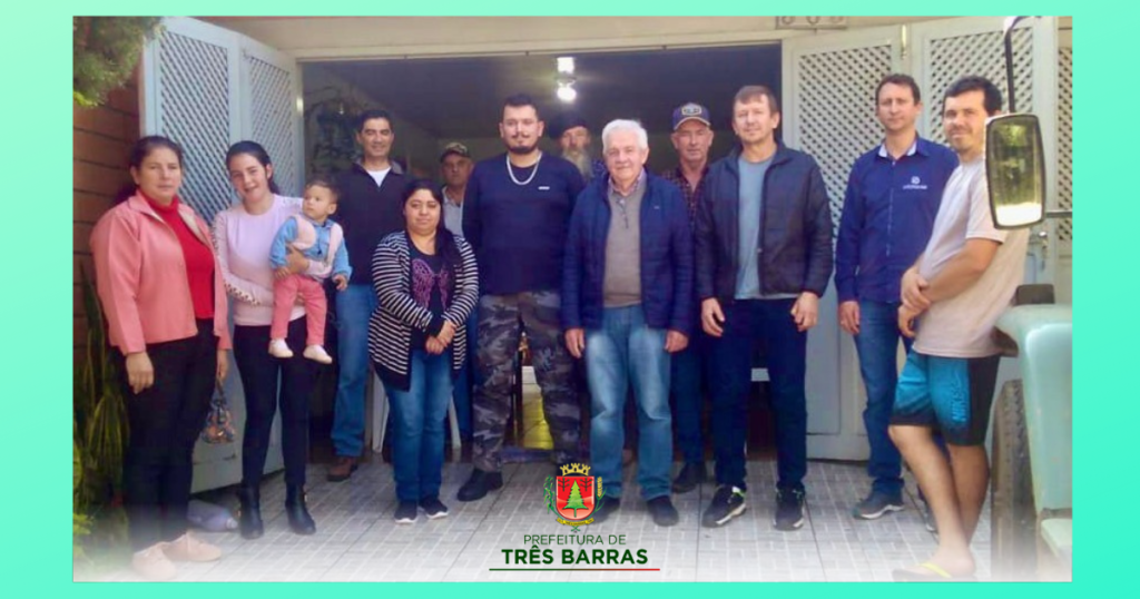 Agricultura e Epagri reúnem 15 apicultores para palestra em Três Barras