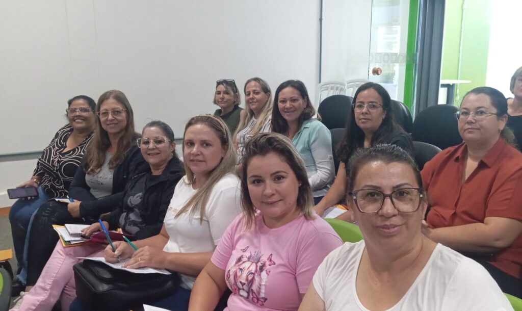 Vacinadoras de Três Barras participam de capacitação sobre Calendário Vacinal e Informações Técnicas