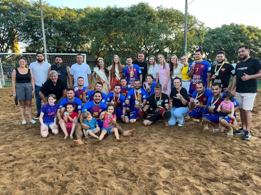 Amigos do Jonko conquistam o título do Campeonato Municipal de Futebol de Areia em Três Barras Amigos do Jonko conquistam o título do Campeonato Municipal de Futebol de Areia em Três Barras