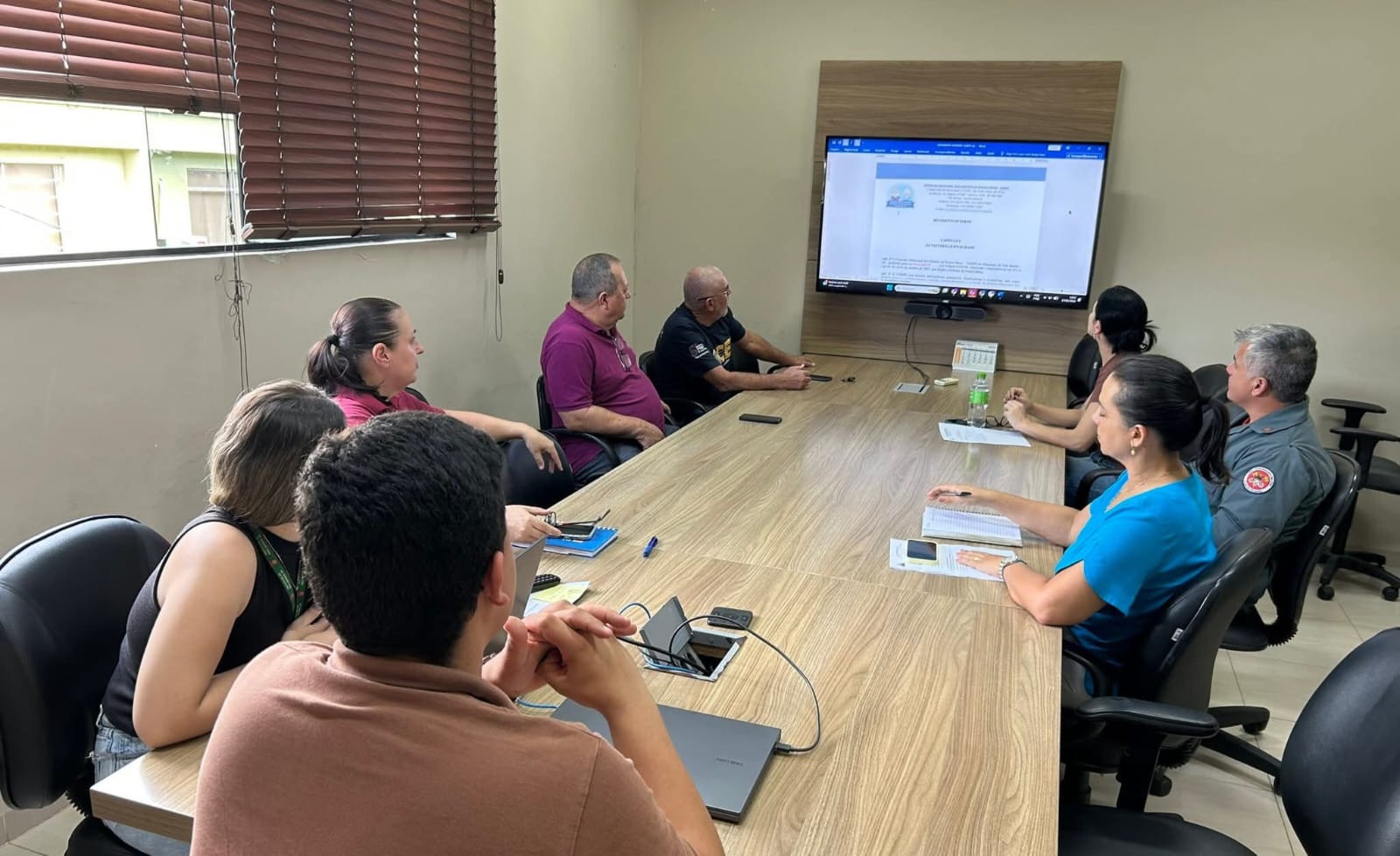 Três Barras fortalece políticas para idosos em reunião marcada por modernização legislativa
