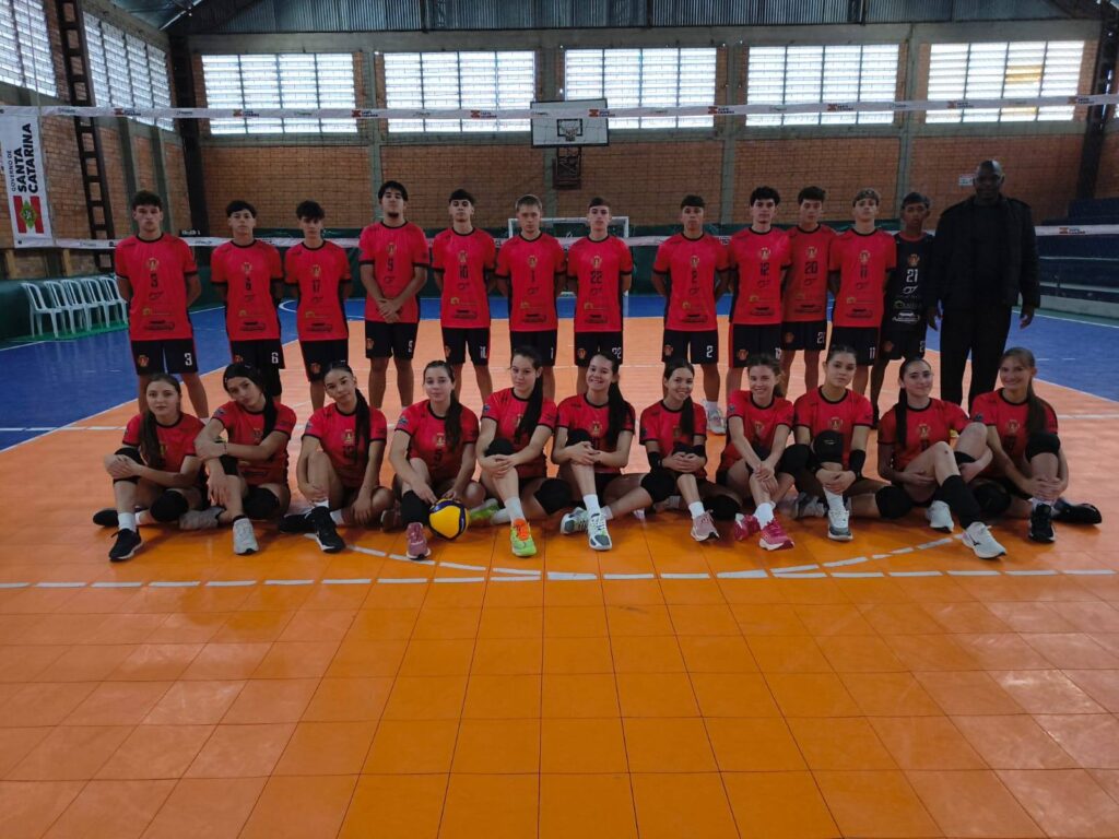 Esporte: Equipe tresbarrense participa dos Joguinhos Abertos em Rio Negrinho Esporte: Equipe tresbarrense participa dos Joguinhos Abertos em Rio Negrinho