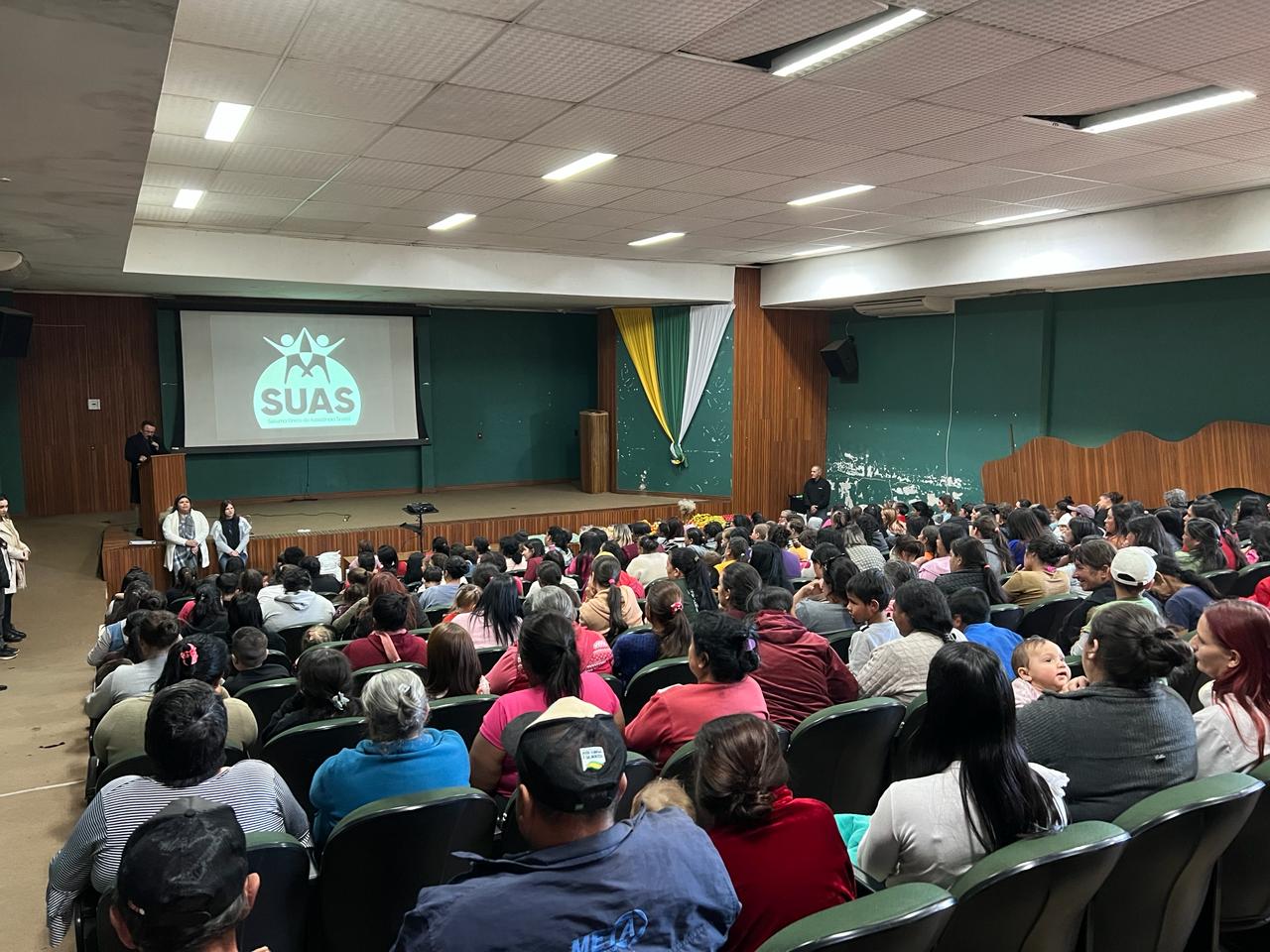“Caminhos para o Trabalho Formal e a Proteção Social” pautam palestra com os usuários do Sistema Único de Assistência Social