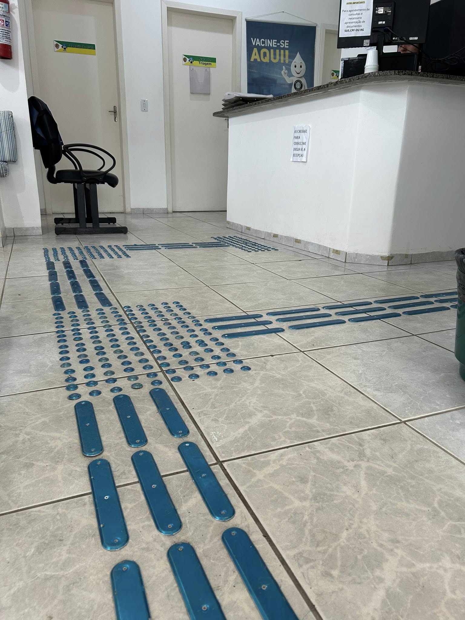 Prefeitura de Três Barras instala piso tátil de aço inox em todas as Unidades Básicas de Saúde