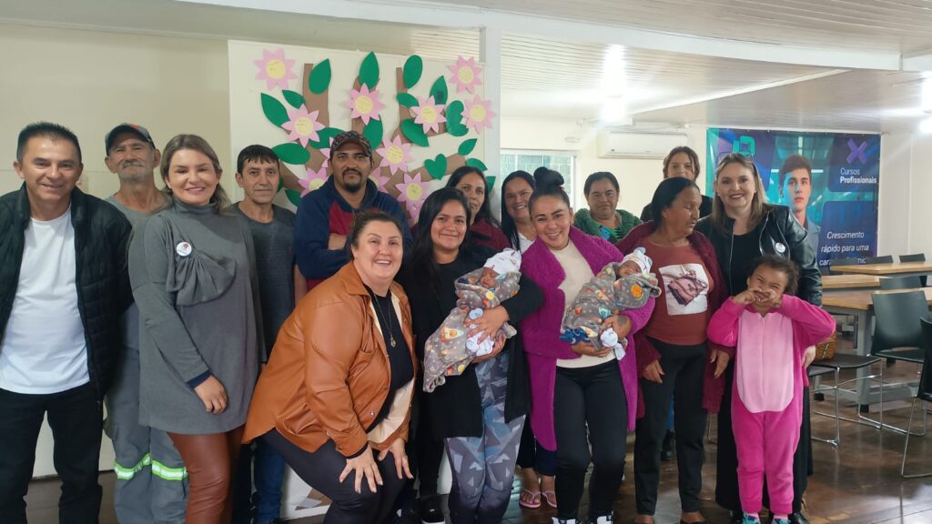 Habitação de Três Barras realiza Trabalho Social com famílias residentes no Bairro Bom Jesus Habitação de Três Barras realiza Trabalho Social com famílias residentes no Bairro Bom Jesus