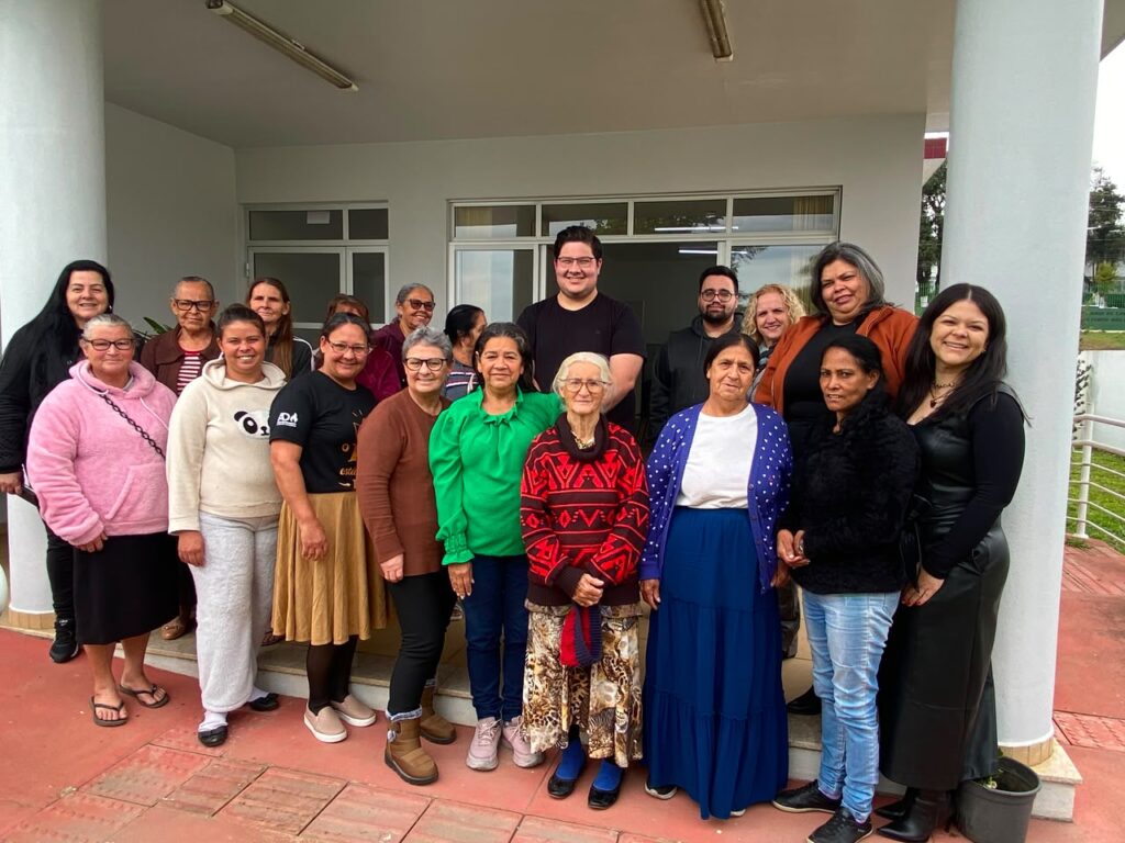 Três Barras: Encontro com usuários do PAIF aborda prevenção de golpes financeiros Três Barras: Encontro com usuários do PAIF aborda prevenção de golpes financeiros