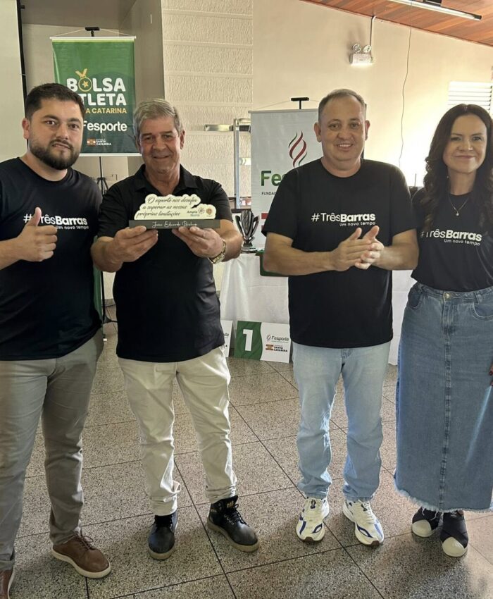 Três Barras Sedia 1º Congresso Esportivo do Planalto Norte com Presença de Estrelas do Futebol