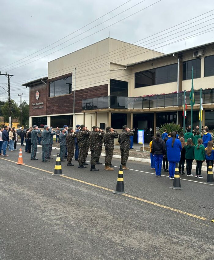 Patriotismo e inclusão abrem as homenagens de Setembro em Três Barras