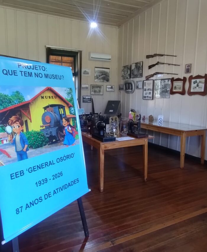 Museu Municipal de Três Barras abre exposição em celebração aos 87 anos da Escola General Osório