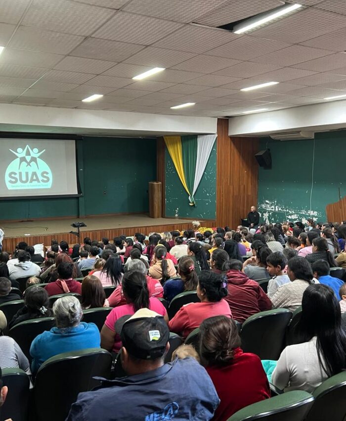“Caminhos para o Trabalho Formal e a Proteção Social” pautam palestra com os usuários do Sistema Único de Assistência Social