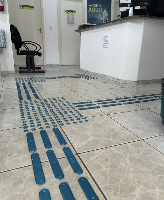 Prefeitura de Três Barras instala piso tátil de aço inox em todas as Unidades Básicas de Saúde