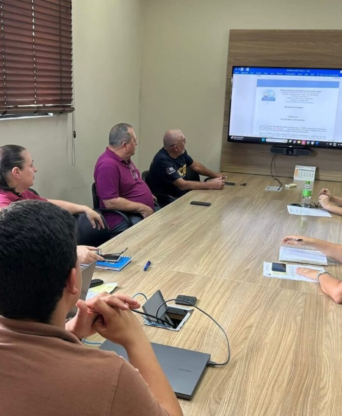 Três Barras fortalece políticas para idosos em reunião marcada por modernização legislativa