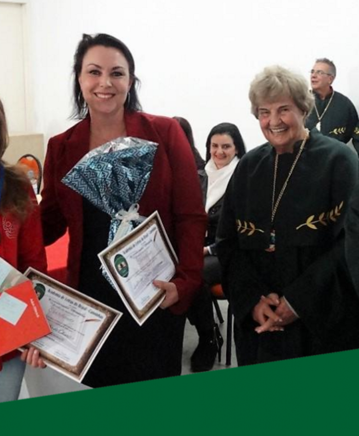 Aluna e professora da EBM Guita Federmann são premiadas em concurso literário
